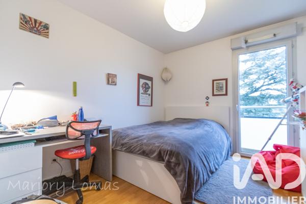 Location appartement 4 pièces 90 m² Charbonnières-les-Bains