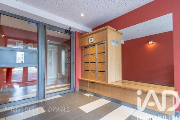Location appartement 4 pièces 90 m² Charbonnières-les-Bains