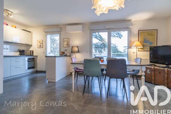 Location appartement 4 pièces 90 m² Charbonnières-les-Bains