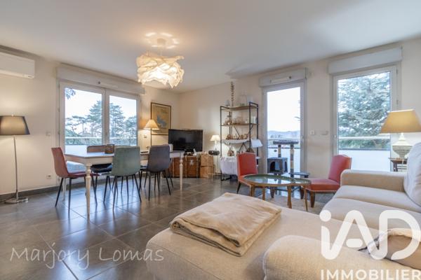 Location appartement 4 pièces 90 m² Charbonnières-les-Bains