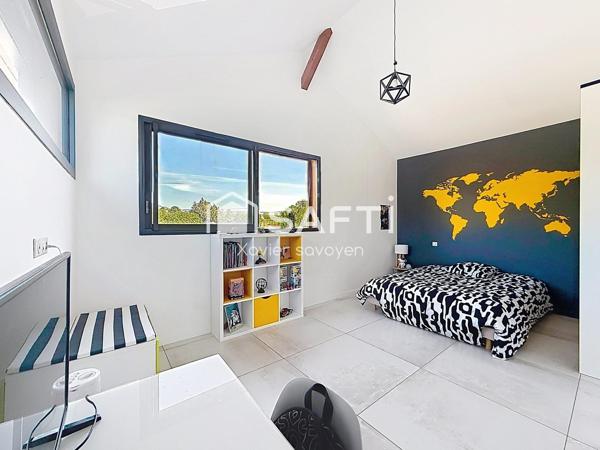 Demeure d'exception de 2021 T6 de 184m²