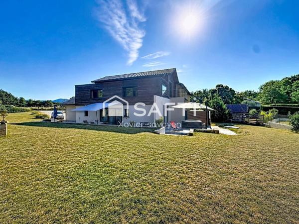 Demeure d'exception de 2021 T6 de 184m²