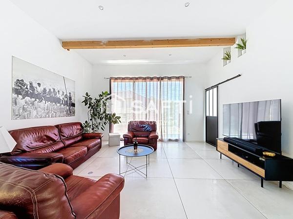 Demeure d'exception de 2021 T6 de 184m²