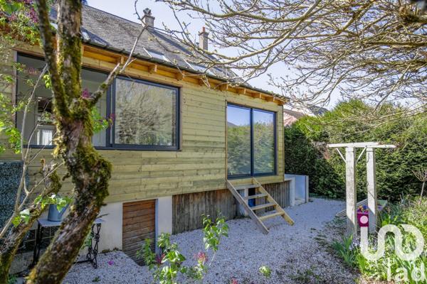 Maison à vendre 7 pièces 140 m² Saint-Cyr-sur-Loire