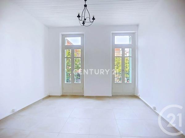 Appartement T2 à vendre  2 pièces - 39,10 m 2   AUBAGNE  - 13