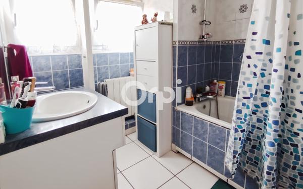 Maison à vendre    4 pièces •  Fosses