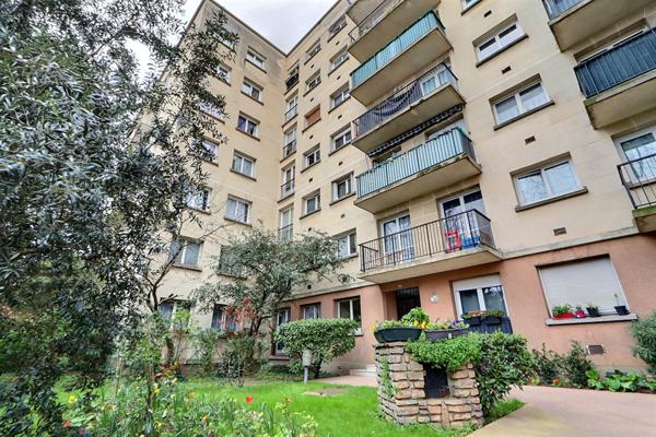 Appartement Pierrefitte Sur Seine 2 pièces 42 m2