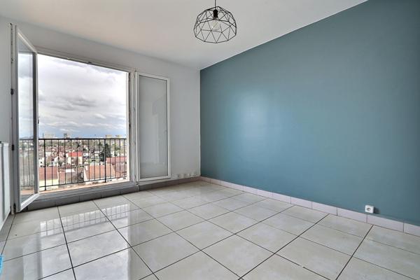 Appartement Pierrefitte Sur Seine 2 pièces 42 m2