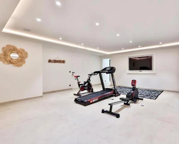 Dpt Var (83), à vendre SAINTE MAXIME maison P6 de 280 m² - Terrain de 1637 m²