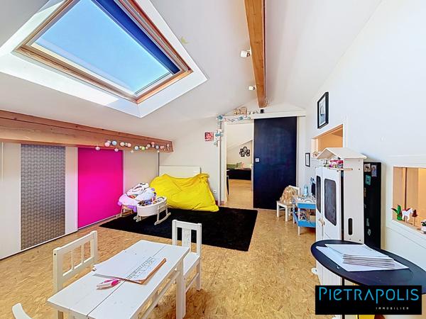 COEUR Lentilly, Maison 3-4 chambres, cachet, séjour cathédrale, jardin 100m²
