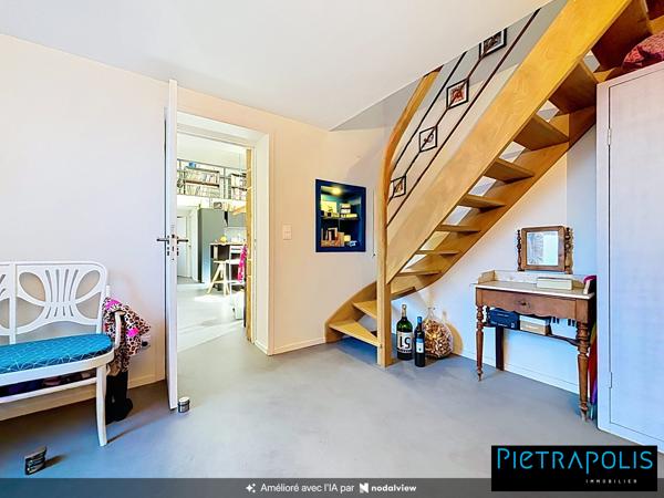 COEUR Lentilly, Maison 3-4 chambres, cachet, séjour cathédrale, jardin 100m²