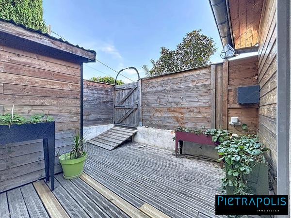 COEUR Lentilly, Maison 3-4 chambres, cachet, séjour cathédrale, jardin 100m²