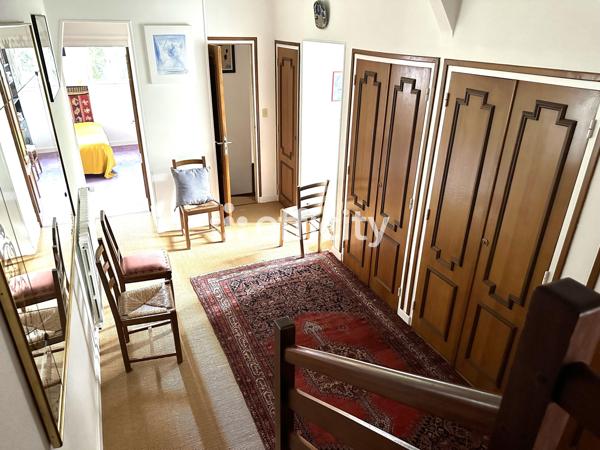 Maison 7 pièces - 200 m²