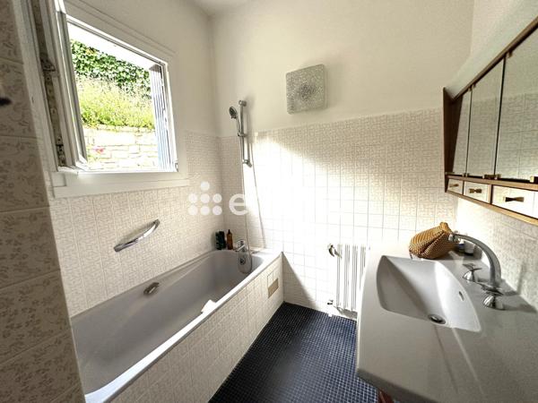 Maison 7 pièces - 200 m²