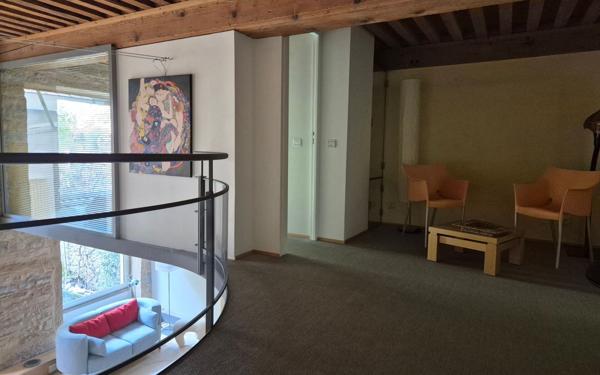 Maison à vendre    5 pièces • 127,38 m2 Lyon 1