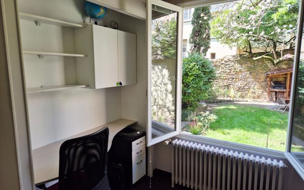 Maison à vendre    5 pièces • 127,38 m2 Lyon 1