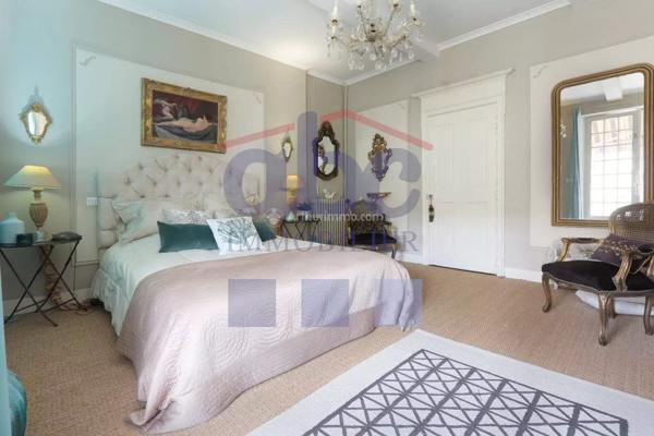 Vente Maison 15 pièces 600 m2 à Briatexte