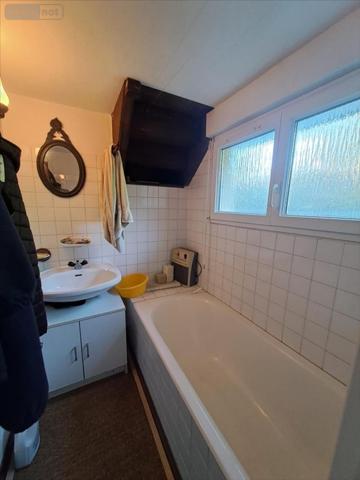 Maison individuelle à vendre à Huelgoat dans le Finistère (29690), ref : 29064-1088560