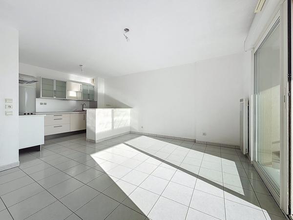 Appartement T2 Dernier étage avec Garage