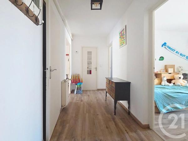 Appartement F4 à vendre  4 pièces - 73,60 m 2   SETE  - 34