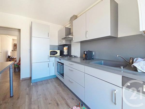 Appartement F4 à vendre  4 pièces - 73,60 m 2   SETE  - 34