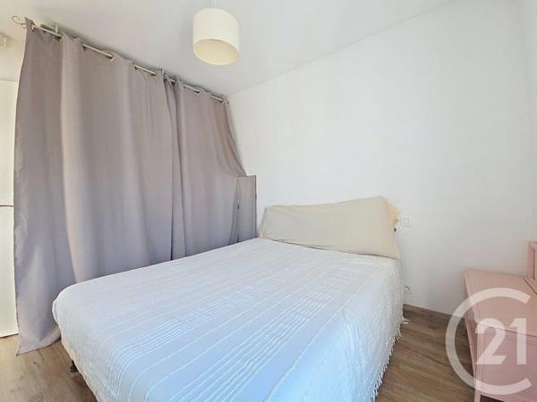 Appartement F4 à vendre  4 pièces - 73,60 m 2   SETE  - 34