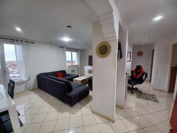 Un appartement T3 66M2