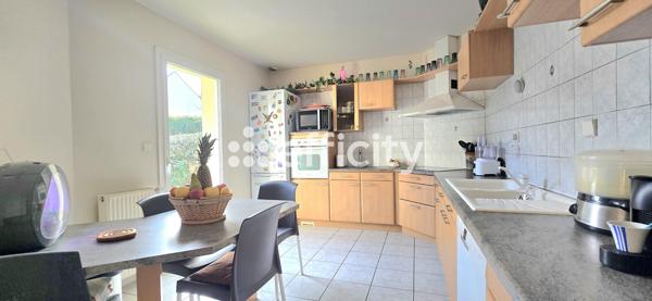 Maison 6 pièces - 130 m² Exclusivité efficity