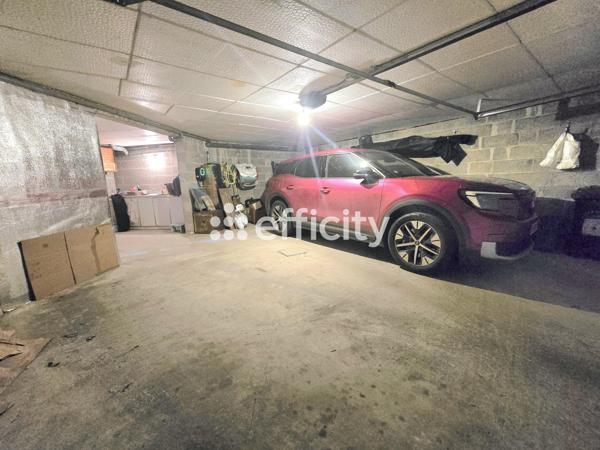 Maison 6 pièces - 130 m² Exclusivité efficity