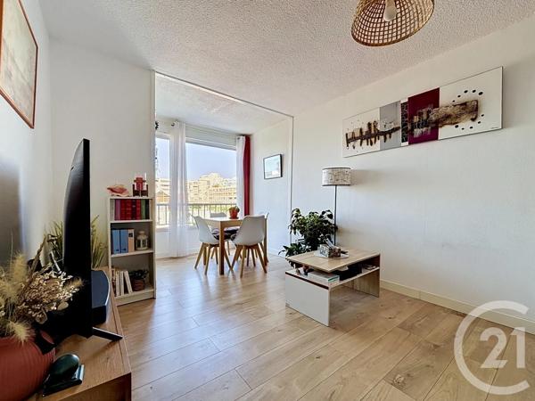 Appartement T2 à vendre  2 pièces - 38,34 m 2   MAUGUIO CARNON  - 34