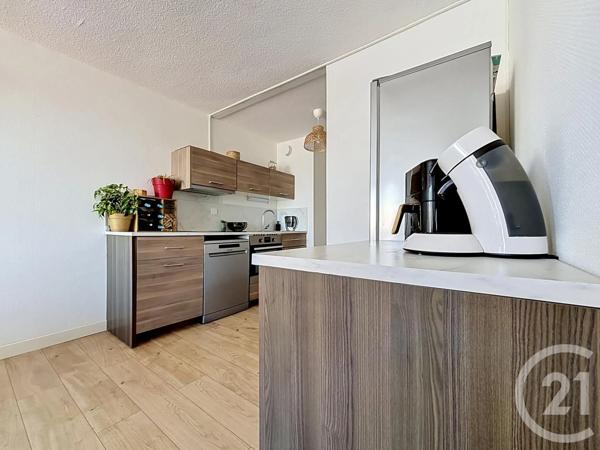 Appartement T2 à vendre  2 pièces - 38,34 m 2   MAUGUIO CARNON  - 34