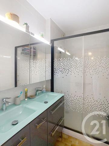 Appartement F3 à vendre  3 pièces - 72,70 m 2   PERPIGNAN  - 66