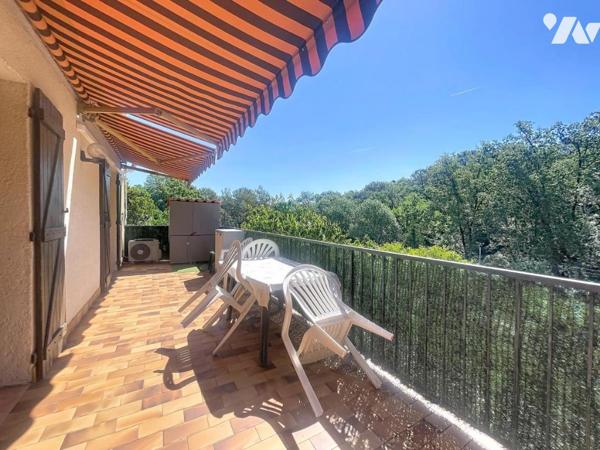 VALBONNE Maison familiale avec dépendances