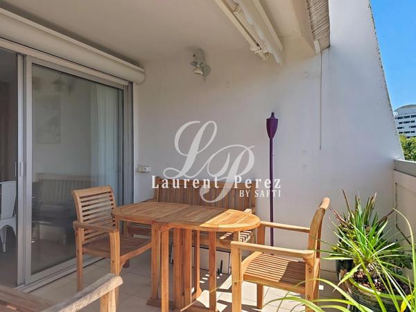 Appartement T2 cabine meublé avec terrasse à 150 m de la plage