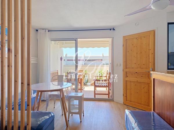 Appartement T2 cabine meublé avec terrasse à 150 m de la plage