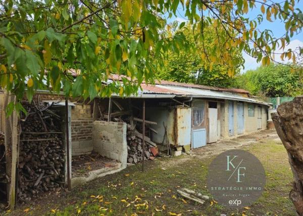 PROCHE GARE ET COMMERCES