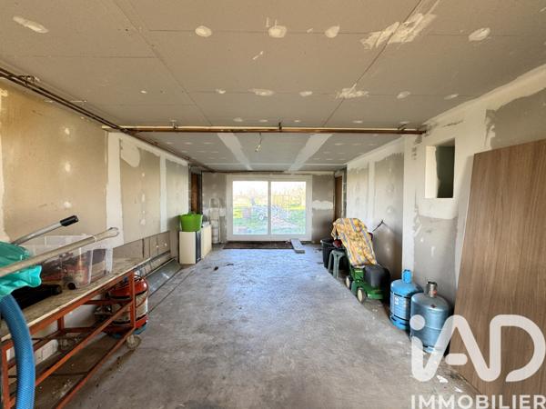 Maison à vendre 4 pièces 105 m² Fontenay-le-Comte