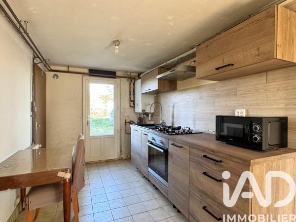 Maison à vendre 4 pièces 105 m² Fontenay-le-Comte