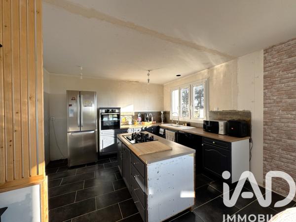 Maison à vendre 4 pièces 105 m² Fontenay-le-Comte
