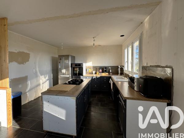 Maison à vendre 4 pièces 105 m² Fontenay-le-Comte
