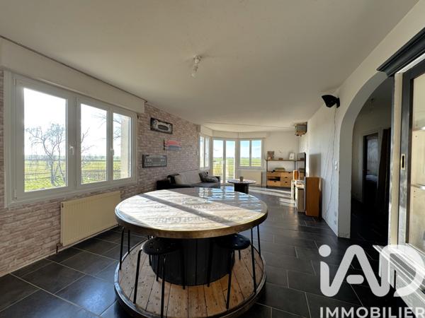 Maison à vendre 4 pièces 105 m² Fontenay-le-Comte