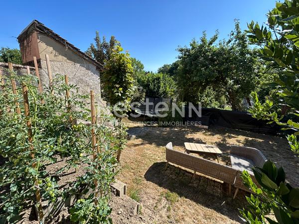 Maison renovee avec 4 chambres au coeur de Cerans Foulletourte !