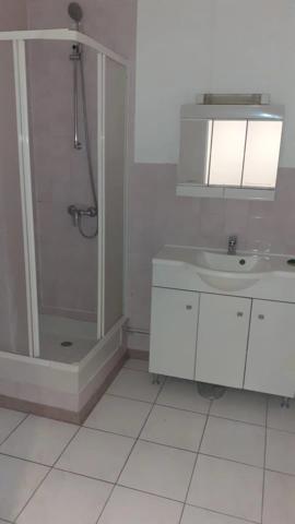 Maison de Ville divisée en 2 appartements réunissables