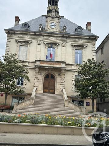 à vendre  32 m 2   TREVOUX  - 01