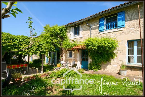 Maison en pierre à vendre 6 pièces Champigny-En-Rochereau (86) Terrain 2 800 m² avec dépendances