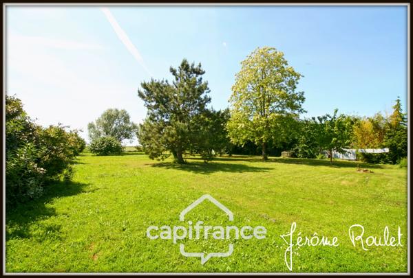 Maison en pierre à vendre 6 pièces Champigny-En-Rochereau (86) Terrain 2 800 m² avec dépendances