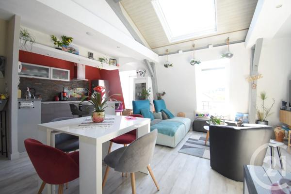 Appartement T3 à vendre  3 pièces - 59,43 m 2   VICHY  - 03