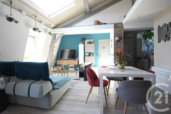 Appartement T3 à vendre  3 pièces - 59,43 m 2   VICHY  - 03