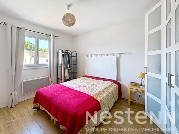 Maison à vendre à Saint-Rémy-de-Provence avec jardin, piscine, garage et vue sur les champs
