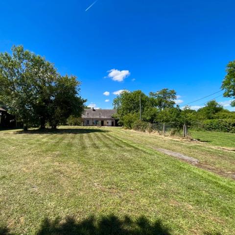 Dpt Eure (27), à vendre BOURTH CORPS DE FERME - Terrain de 15 200,00 m² -